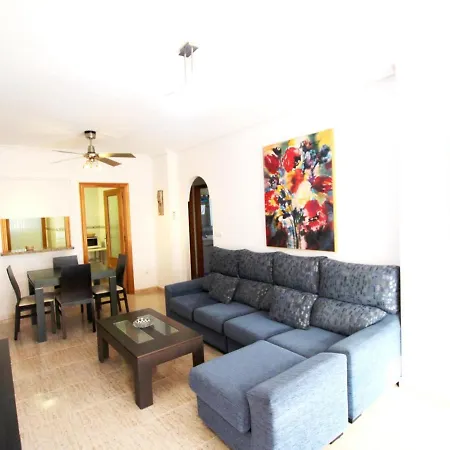 Feriehus Perfect Family Getaway Fully Equipped 3-bedroom With Pool In Cala Capitan Torrevieja