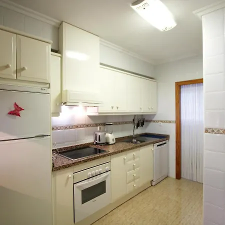 Feriehus Perfect Family Getaway Fully Equipped 3-bedroom With Pool In Cala Capitan Torrevieja *