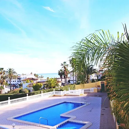 Perfect Family Getaway Fully Equipped 3-bedroom With Pool In Cala Capitan Torrevieja Feriehus