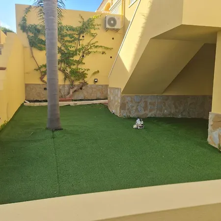 Feriehus Perfect Family Getaway Fully Equipped 3-bedroom With Pool In Cala Capitan Torrevieja